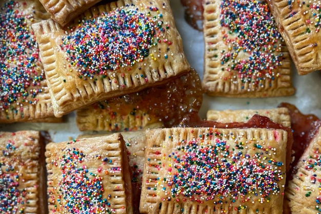 Black Jet Bakery Pop-Tarts